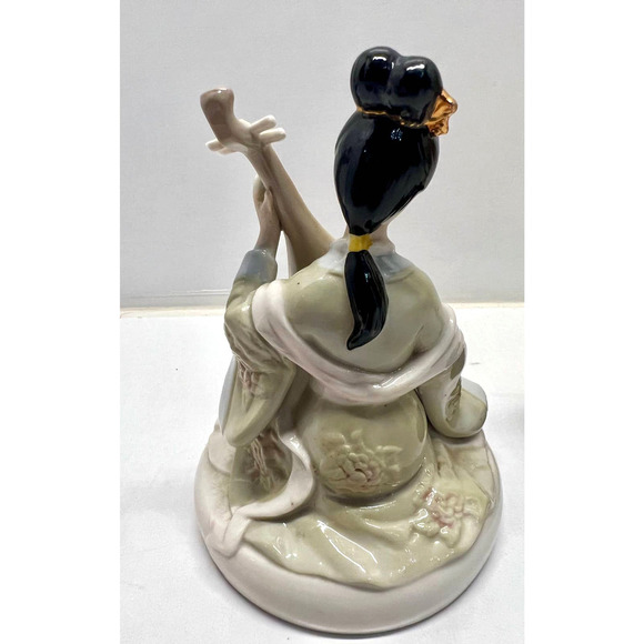 VNTG Asian Fig~Porcelain~ Vilas Man Rare Defect~ Geisha Asian Woman Playing Pipa - Picture 3 of 7